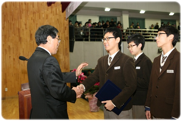 제3회 졸업식  수상학생들 이모저모