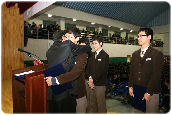 제3회 졸업식  수상학생들 이모저모